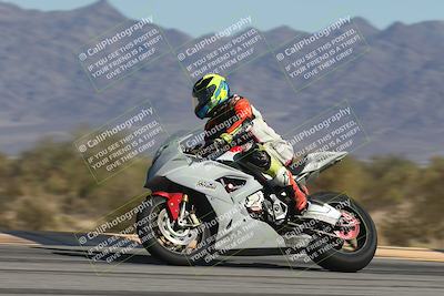 media/Oct-30-2025-Racers Edge (Thu) [[dabbdaf680]]/3-B Group/Session 4 (Turn 9 Side)/